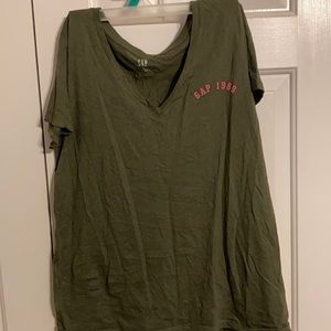 GAP shirt